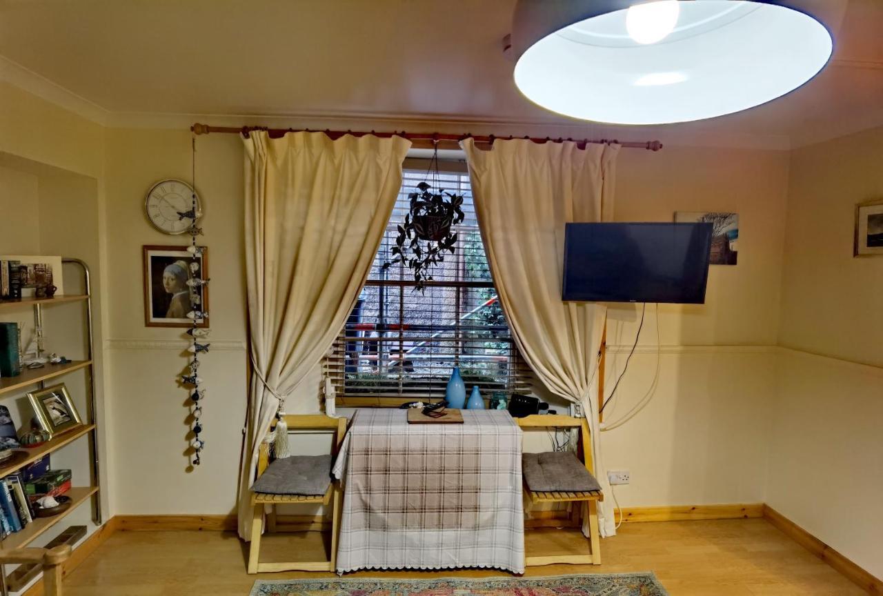 Studio In The Heart Of Kirkwall Or00239F Orkney Exteriör bild
